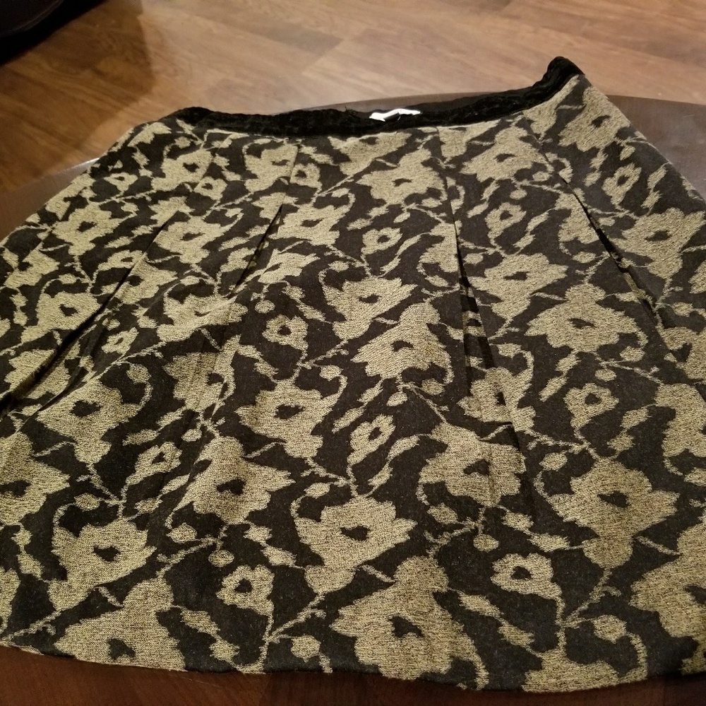 Loft skirt